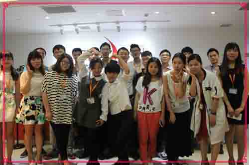 上海珍島6月壽星集體合影